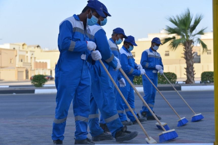 رفع 14 ألف طن ”نفايات صلبة“ خلال 7 أيام في الاحساء