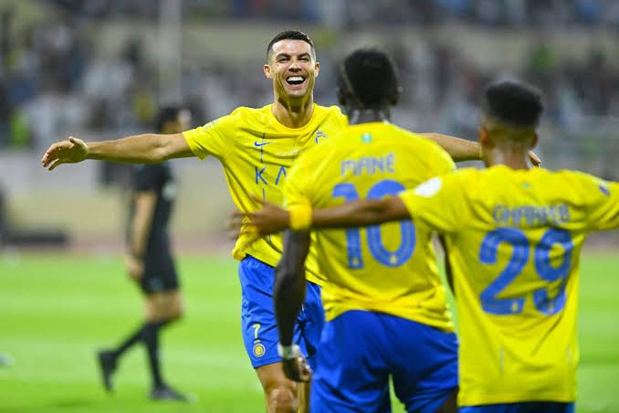 عبد العزيز العمران يوضح موقفه من تولي رئاسة النصر السعودي