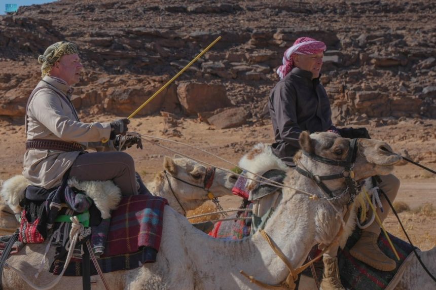 رحّالة بريطانيون بمحمية الملك سلمان - واس