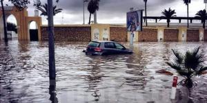 فيديو : أمطار غزيرة تغمر شوارع صفاقس ...و هذه الكميات المسجلة - اخبارك الان