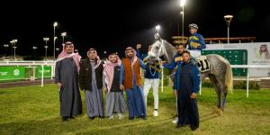 "النصر لله" تهدي مربط أجمل كأس بوابة الدرعية - اخبارك الان