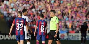 الحكم مانزانو في "الكلاسيكو".. برشلونة لا يفوز - اخبارك الان