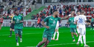 "دوري روشن": الأهلي يفوز على الفتح بثنائية إيفان توني - اخبارك الان