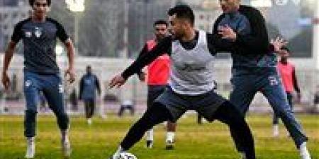 تدريبات تأهيلية لثنائي الزمالك على هامش مباراة اليوم الودية أمام فريق الشباب - اخبارك الان