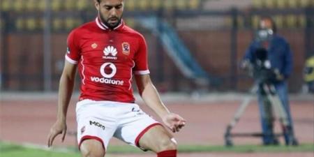 بالفيديو .. نجم الأهلي والزمالك السابق يعلن اعتزاله علي الهواء - اخبارك الان