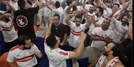 جماهير الزمالك في الإمارات تحتفل بكأس السوبر الإفريقي - اخبارك الان