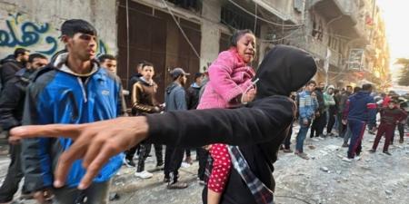 استشهاد (5) فلسطينيين في غارة إسرائيلية على منزل بمخيم النصيرات - اخبارك الان