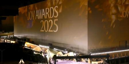 بحضور كبار النجوم.. انطلاق حفل "Joy Awards 2025" بالرياض - اخبارك الان