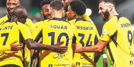 6 لاعبين مهددين بالإيقاف في الاتحاد - اخبارك الان