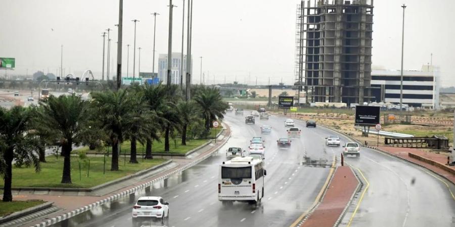 "الأرصاد": أمطار خفيفة إلى غزيرة على منطقتي نجران وعسير - اخبارك الان