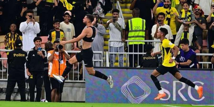 القنوات الناقلة لمباراة الاتحاد ضد الوحدة في دوري روشن السعودي للمحترفين - اخبارك الان