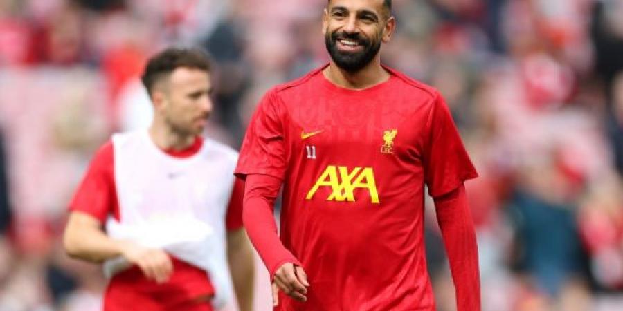 حارس ليفربول السابق يثق في بقاء محمد صلاح موسما اضافيا - اخبارك الان