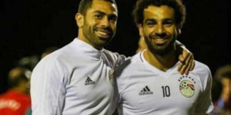 أول تعليق من محمد صلاح على اعتزال أحمد فتحي.. ماذا قال؟ - اخبارك الان