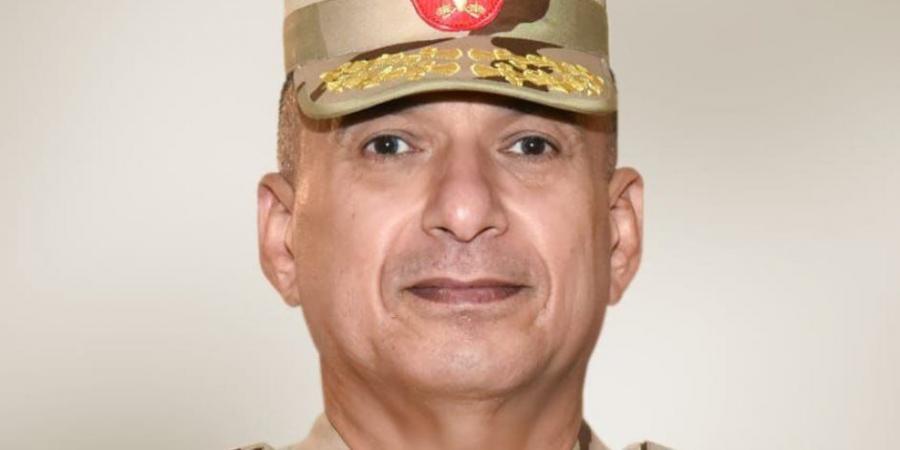 الرئيس السيسي يصدق على ترقية اللواء أركان حرب ياسر محمد كمال الدين الطودي قائد قوات الدفاع الجوي إلى رتبة فريق - اخبارك الان