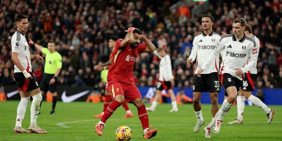 ليفربول يواصل النزيف ومحمد صلاح يصنع هدفاً بالتمريرة الـ 100 - اخبارك الان