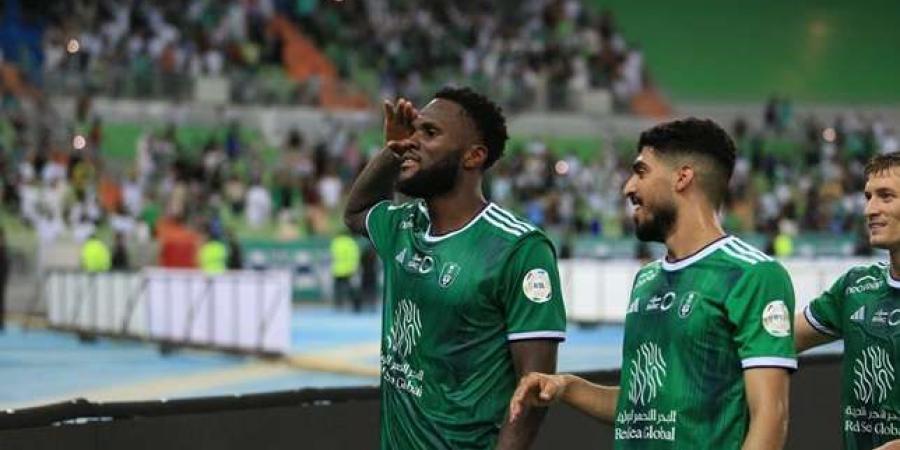 تعرف على اختيارات لاعب أهلي جدة في جوائز الأفضل بالعالم - اخبارك الان