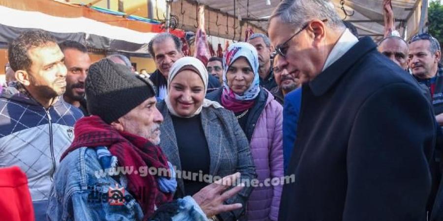 محافظ الاسكندرية يتفقد سوق اليوم الواحد بالورديان وسيدى جابر - اخبارك الان