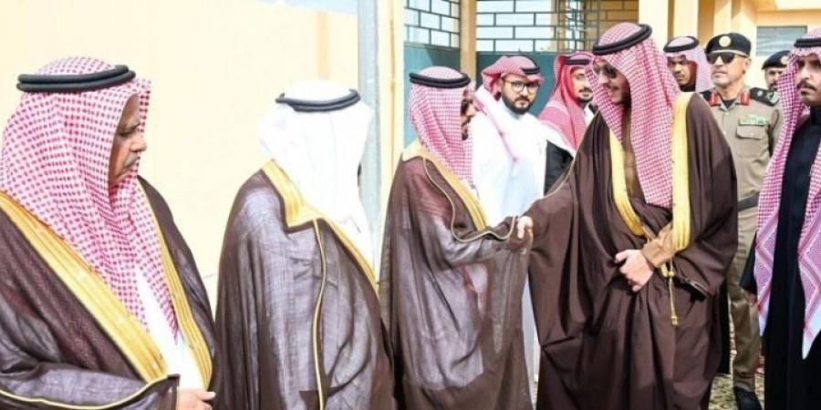 سعود بن نهار يزور مركزي «السيل والعطيف» - اخبارك الان