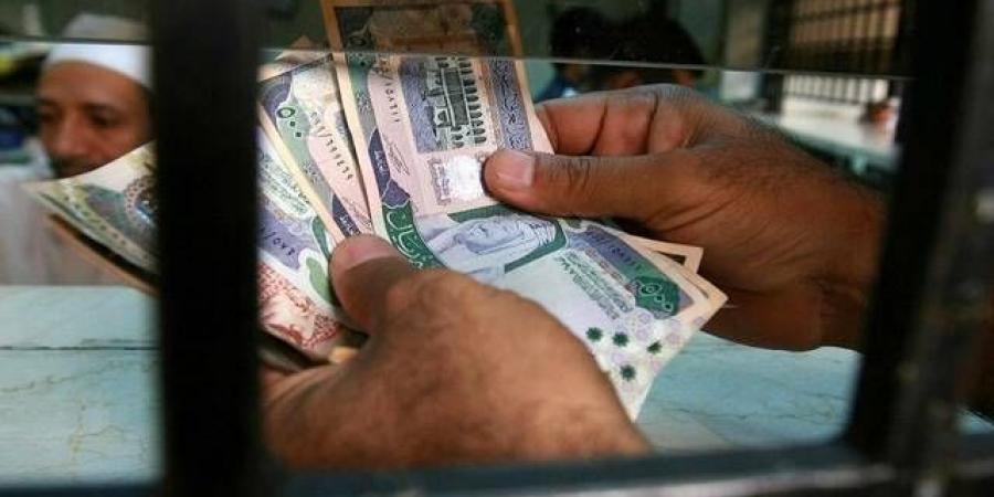 الفواتير المسددة بالمملكة ترتفع إلى 820 مليار ريال خلال 11 شهراً - اخبارك الان