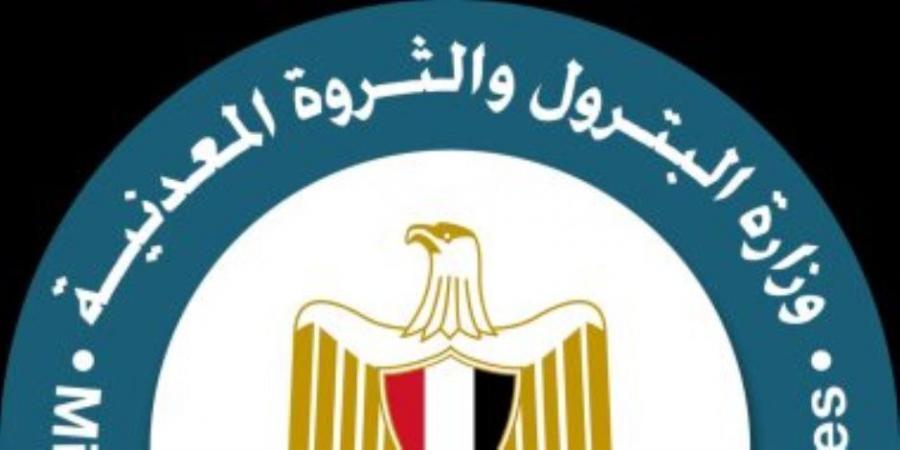 وزير البترول ينتقل لموقع حادث كسر خط نقل البوتاجاز "مسطرد-الهايكستب" ويوجه بسرعة تنفيذ الخطط البديلة - اخبارك الان