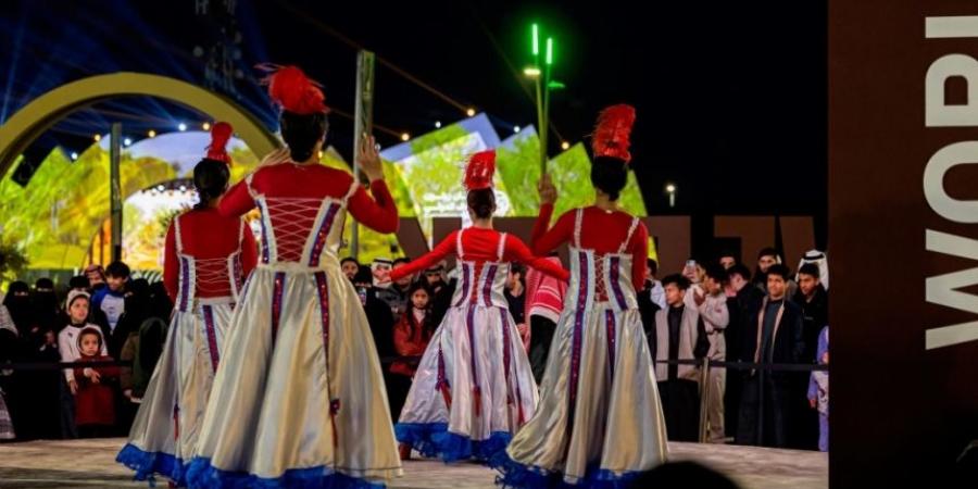 من 7 دول.. عروض عالمية وفنون شعبية في مهرجان زيتون الجوف - اخبارك الان