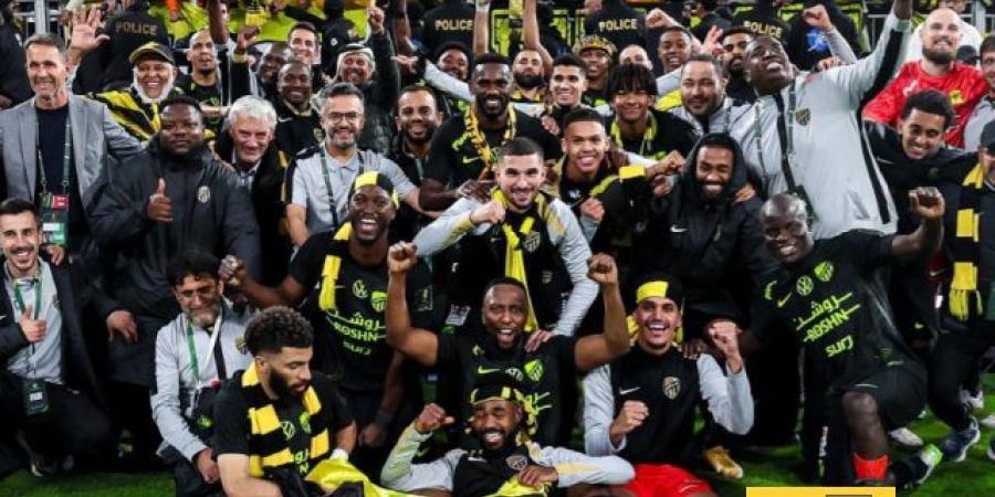 اخبار الرياضة هل لعبت الأموال دورًا في تألق الاتحاد هذا الموسم …؟!