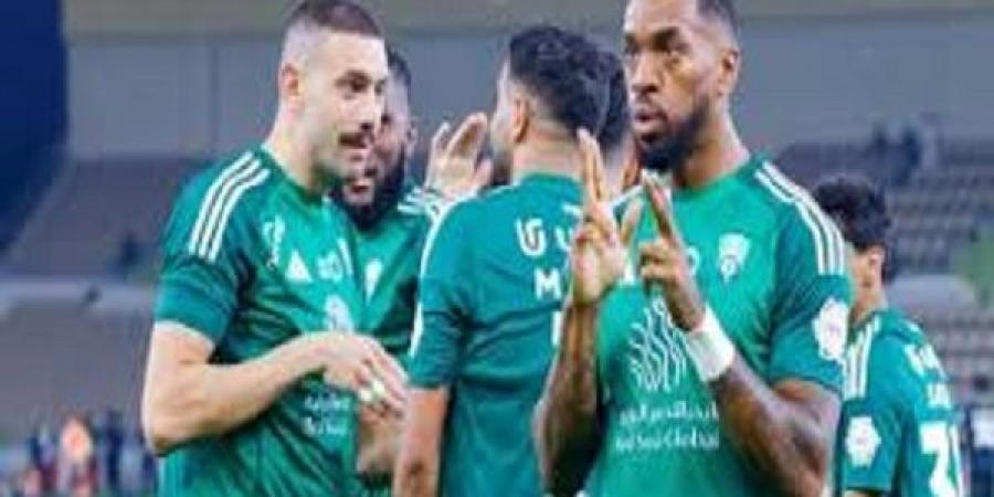 الأهلي يفوز على الشباب بثلاثية مقابل هدفين بالدوري السعودي - اخبارك الان