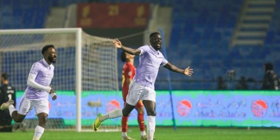 دوري روشن السعودي: التعاون يتغلب على القادسية بثلاثيّة - اخبارك الان