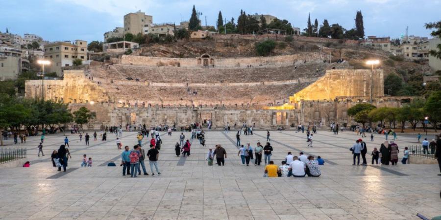 56 ألف عامل وعاملة بالقطاع السياحي في الأردن  - اخبارك الان