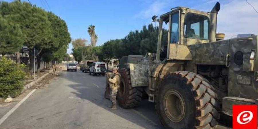 النشرة: الجيش اللبناني ينتظر عند المدخل الغربي لبلدة عيترون منذ الصباح ليدخل إلى البلدة لفتح الطرقات فيها - اخبارك الان