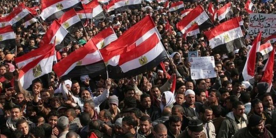 مصطفى بكري وأسرار جديدة عن الـ 18 يوم.. 25 يناير من الثورة إلى مؤامرة «الإخوان الإرهابية» - اخبارك الان