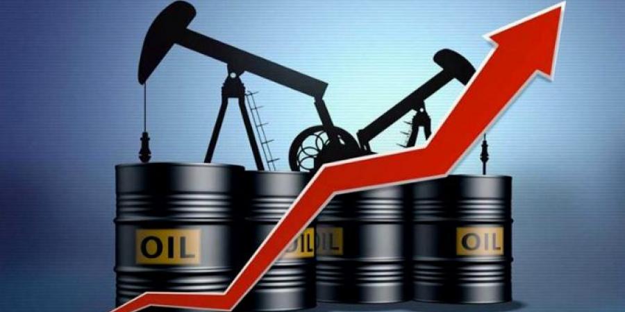 النفط يرتفع ويتجه نحو تحقيق رابع مكسب أسبوعي - اخبارك الان