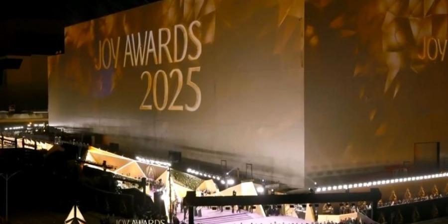 بحضور كبار النجوم.. انطلاق حفل "Joy Awards 2025" بالرياض - اخبارك الان