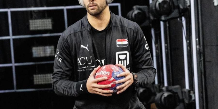 أحمد هشام دودو يدعم منتخب اليد في ربع نهائي بطولة العالم - اخبارك الان