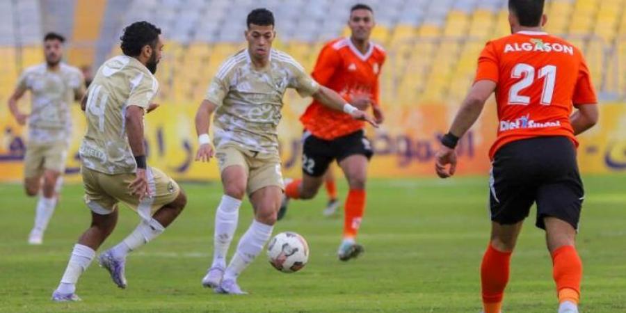 أخبار الرياضة - تعادل الأهلي يفتح الباب أمام الزمالك لتصدر الدوري - اخبارك الان