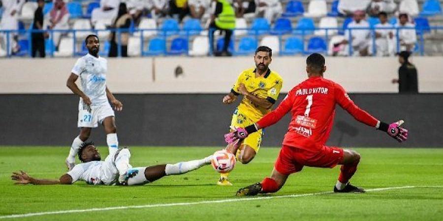 أخبار الرياضة - شاهد.. بث مباشر لمباراة الفتح وضمك في الدوري السعودي - اخبارك الان