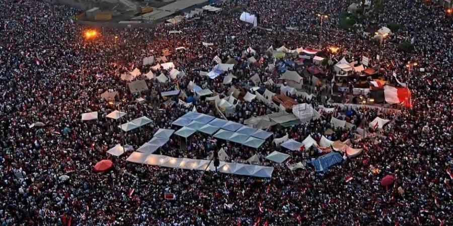 وزارة العمل: غدا إجازة للعاملين بالقطاع الخاص بمناسبة ذكرى ثورة 25 يناير وعيد الشرطة - اخبارك الان