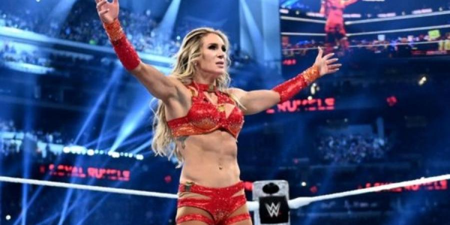 جماهير WWE غاضبة من شارلوت فلير: "لا تستحق هذه الفرصة" - اخبارك الان