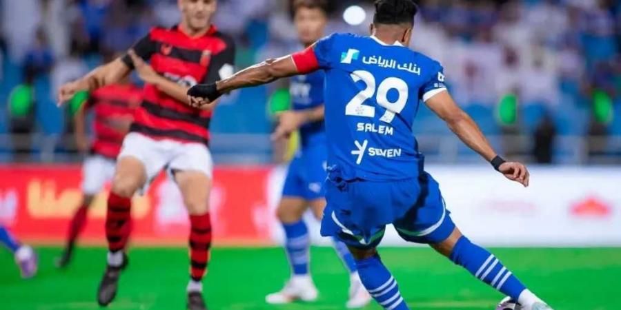 الهلال يسعي لاستعادة الصدارة أمام الرياض وينتظر هدية الوحدة أمام الاتحاد - اخبارك الان