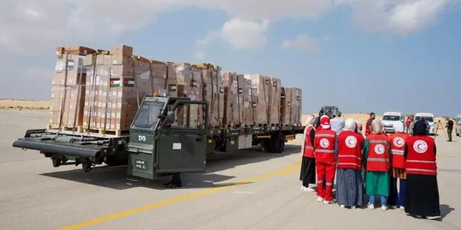 وصول الشحنة الإغاثية الـ25 من باكستان لقطاع غزة إلى مطار العريش - اخبارك الان